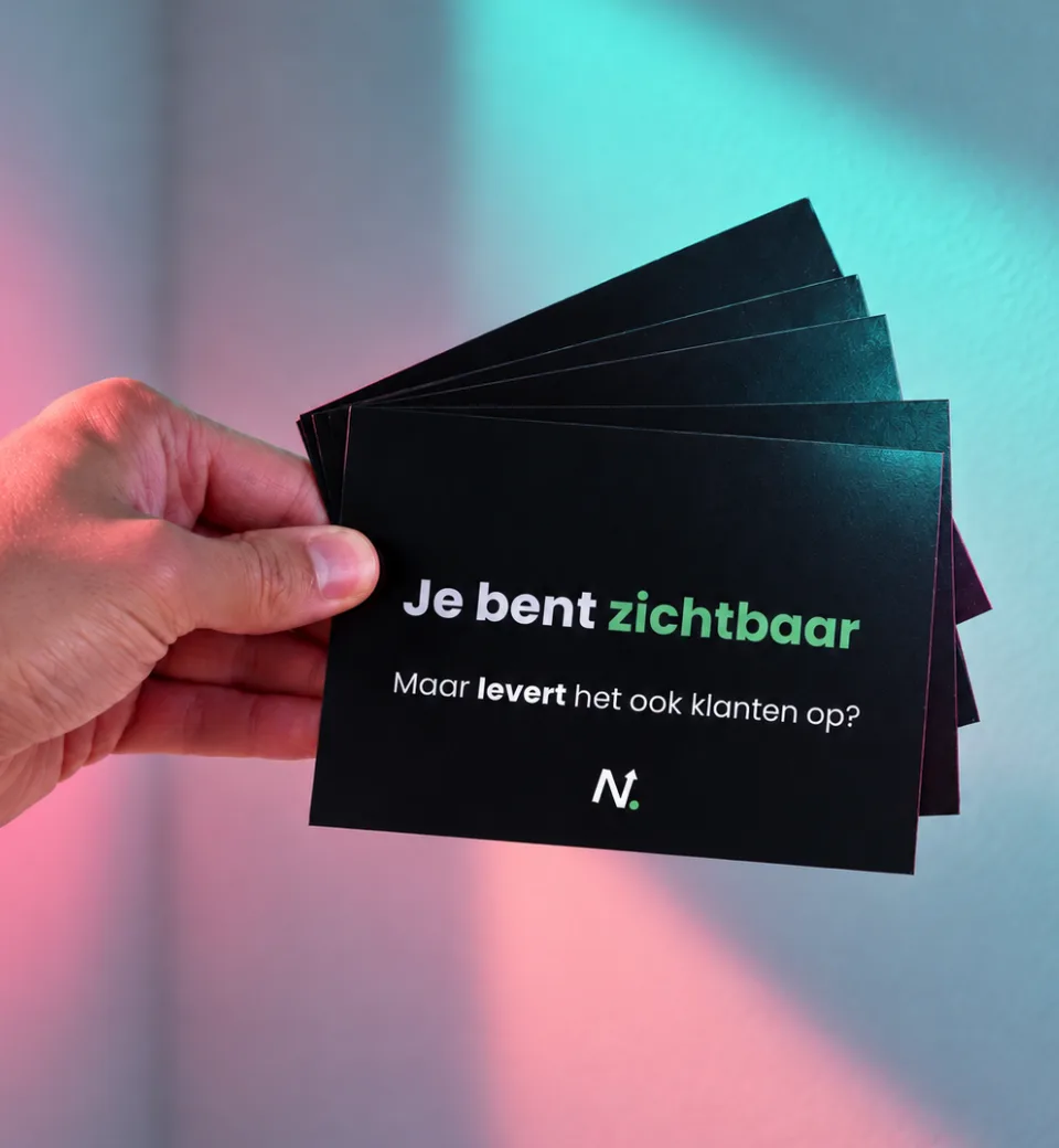 Kaartjes van Nuzichtbaar met de tekst: Je bent zichtbaar. Maar levert het ook klanten op?