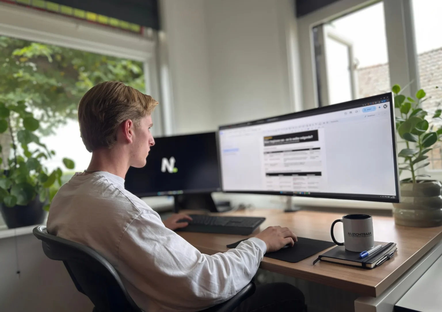 Daniel van Nuzichtbaar werkt aan de vindbaarheid van een website in Google en AI-zoekmachines